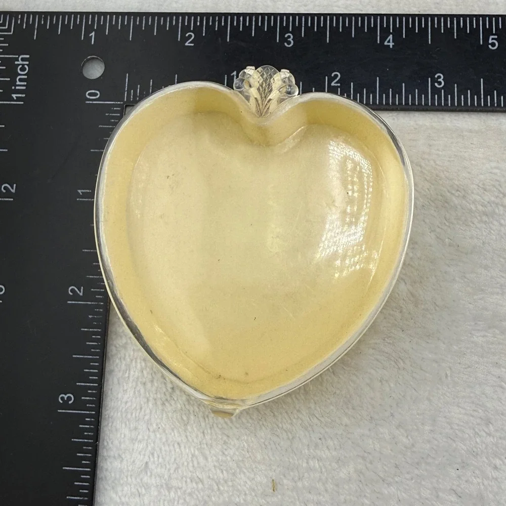 Vintage Heart Trinket Box Cream Clear Plastic Hinged Lid Vanity Decor READ